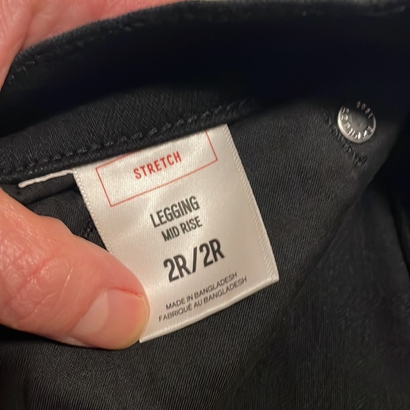 Express Stretch Legging Jeans, black, 2R - Picture 3 of 5